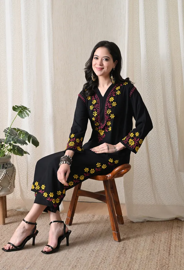 Black_Hand_Embroidered_Chikankari_Rayon_Kurta_with_Yellow_Floral_Thread_Work