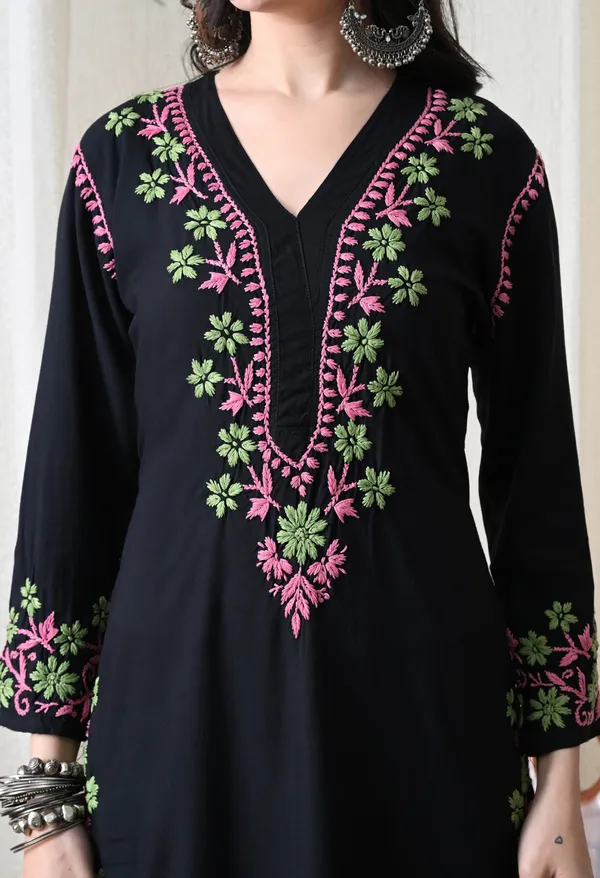 Black_Hand_Embroidered_Chikankari_Rayon_Kurta_with_Green_Floral_Thread_Work