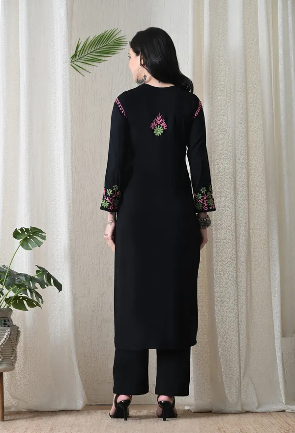 Black_Hand_Embroidered_Chikankari_Rayon_Kurta_with_Green_Floral_Thread_Work