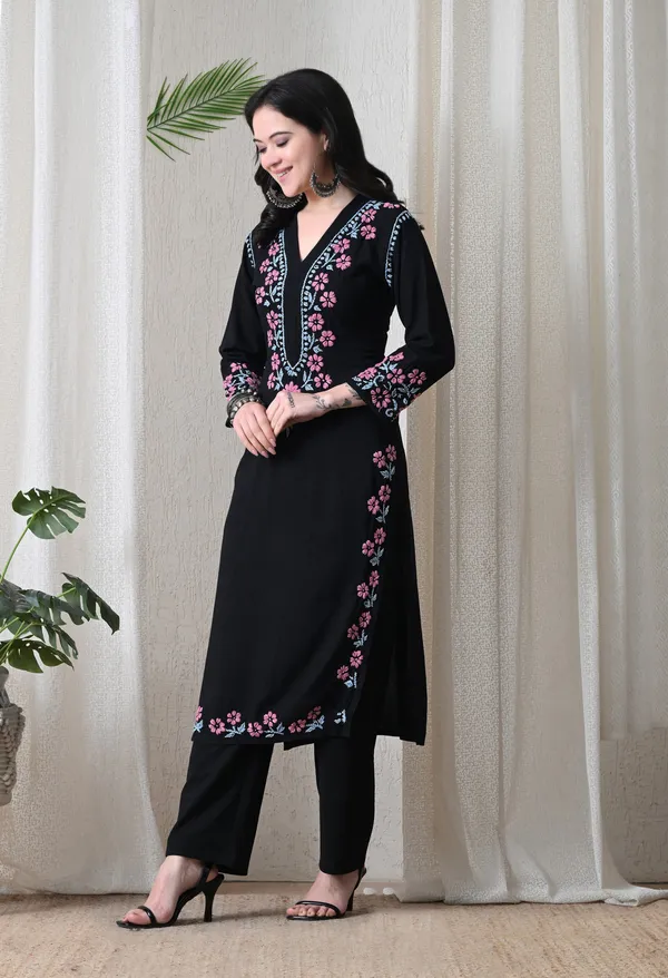 Black_Hand_Embroidered_Chikankari_Rayon_Kurta_with_Pink_Floral_Thread_Work