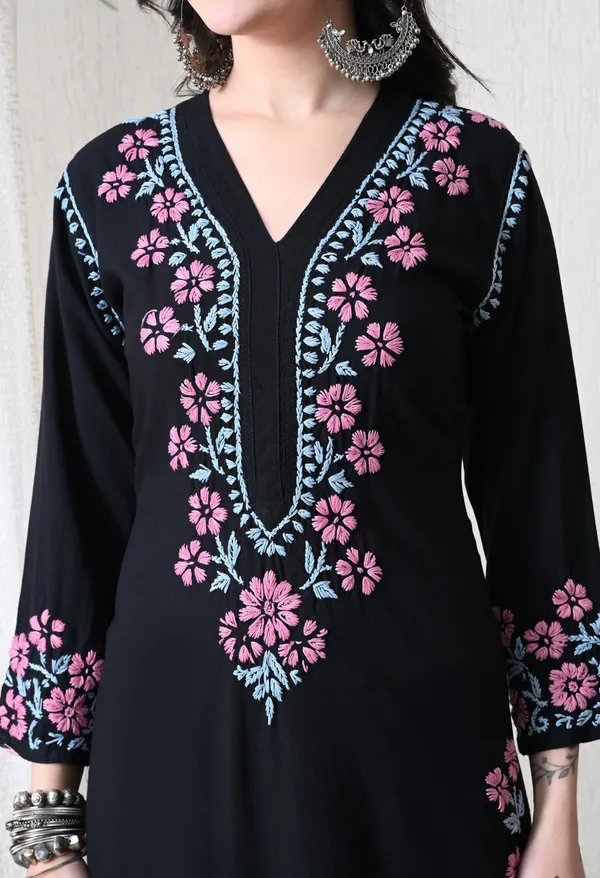 Black_Hand_Embroidered_Chikankari_Rayon_Kurta_with_Pink_Floral_Thread_Work