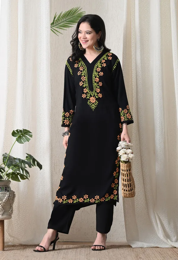 Black_Hand_Embroidered_Chikankari_Rayon_Kurta_with_Peach_Floral_Thread_Work