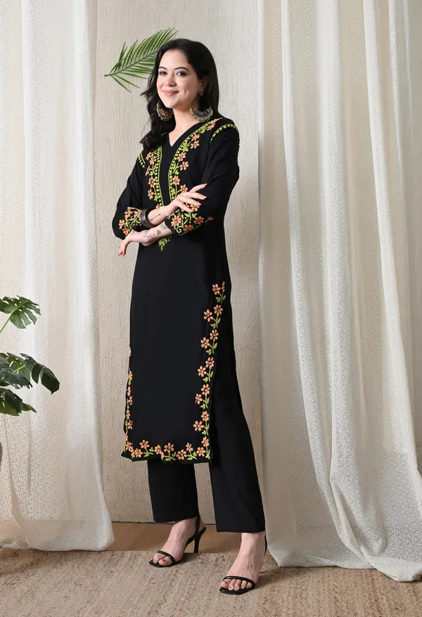 Black_Hand_Embroidered_Chikankari_Rayon_Kurta_with_Peach_Floral_Thread_Work