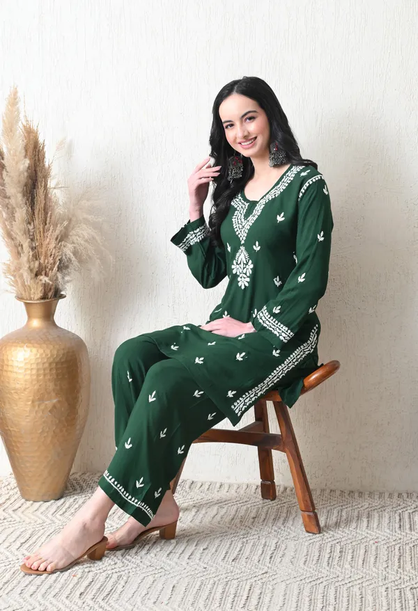 Green_Rayon_Chikankari_Straight_Kurta_Set_with_Hand_Embroidery