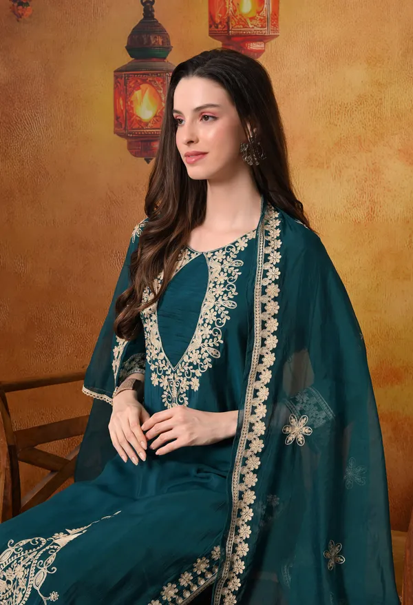 Teal_Roman_Silk_Embroidered_Kurta_Set_with_Pleated_Neck_&_Organza_Dupatta
