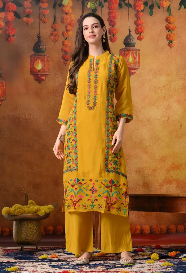 Premium_Mal_Chanderi_Phulkari_Embroidered_Kurta_Set_with_Silk_Pants_&_Dupatta