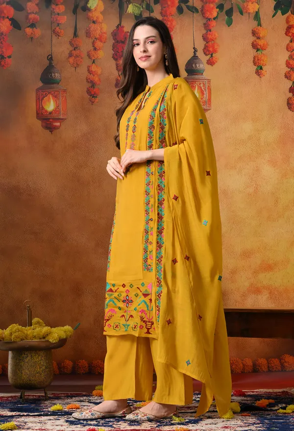 Premium_Mal_Chanderi_Phulkari_Embroidered_Kurta_Set_with_Silk_Pants_&_Dupatta