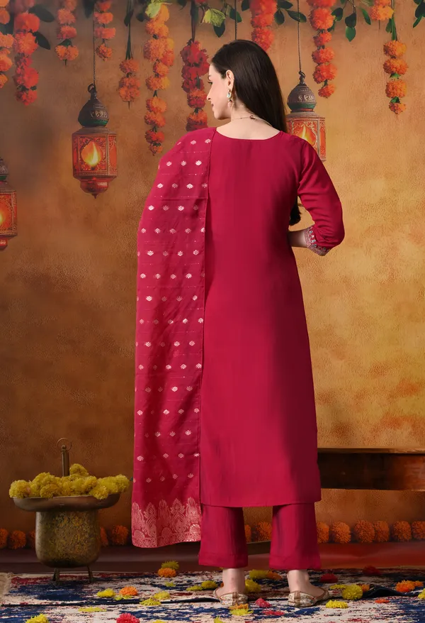 Roman_Silk_Two-Tone_Embroidered_Kurta_Set_with_Banarasi_Jacquard_Dupatta_&_Silk_Pants