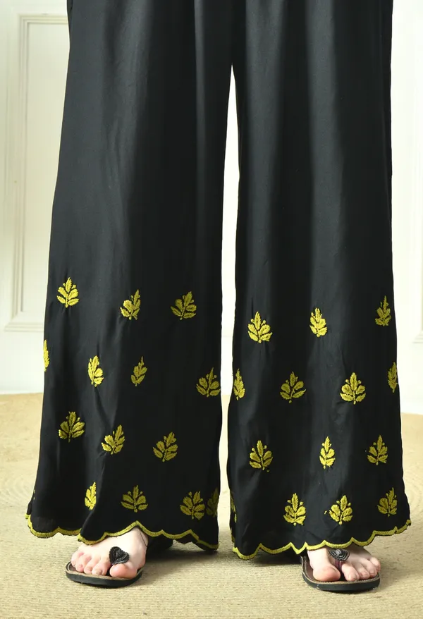 Black_Beauty_Vibrant_Chikankari_Set-_Green