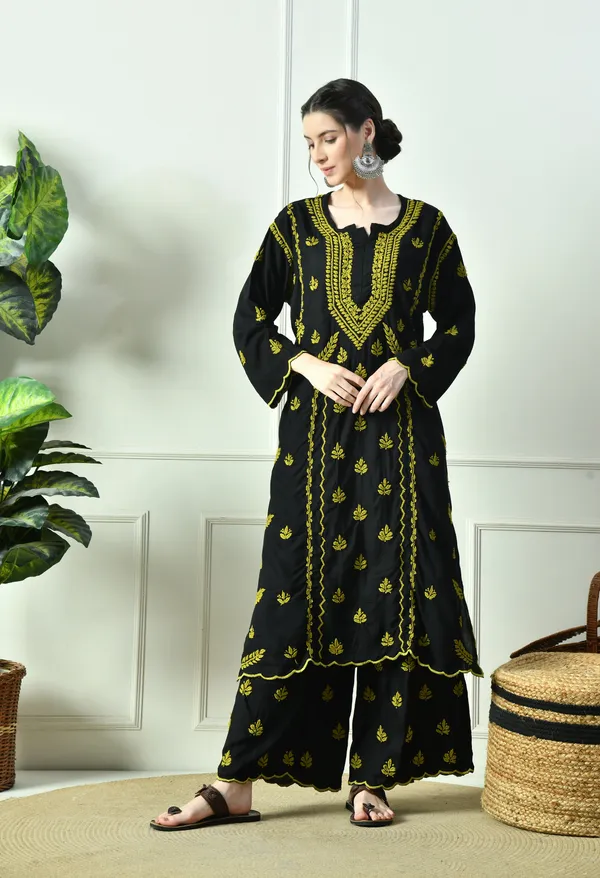 Black_Beauty_Vibrant_Chikankari_Set-_Green