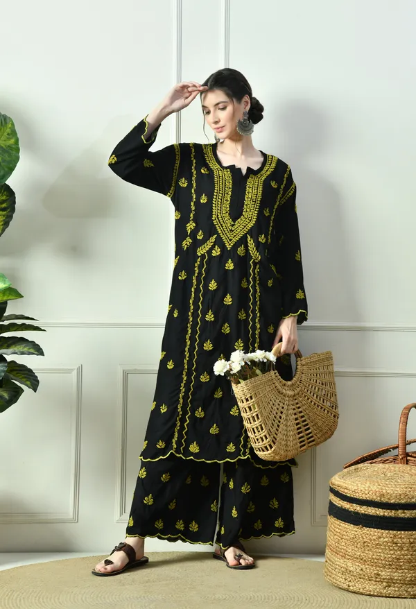Black_Beauty_Vibrant_Chikankari_Set-_Green