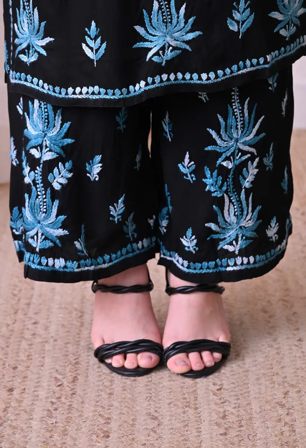 Syrish_"Noor-e-Neel"_Chikankari_Kurta_Set__Blue