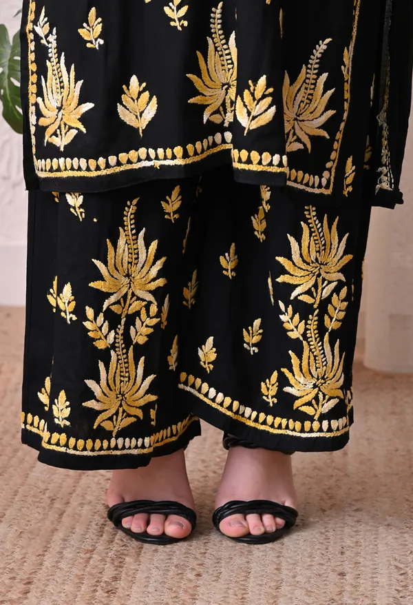Syrish_"Noor-e-Neel"_Chikankari_Kurta_Set__Yellow