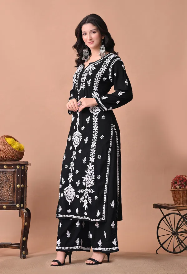 Syrish_Zareen_Black_Modal_Chikankari_Kurta_Set