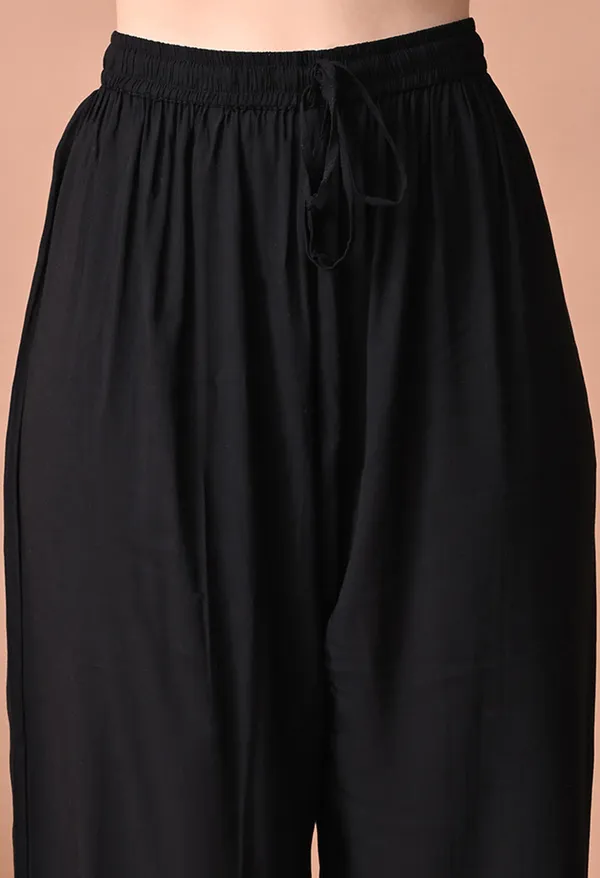 Syrish_Zareen_Black_Modal_Chikankari_Kurta_Set