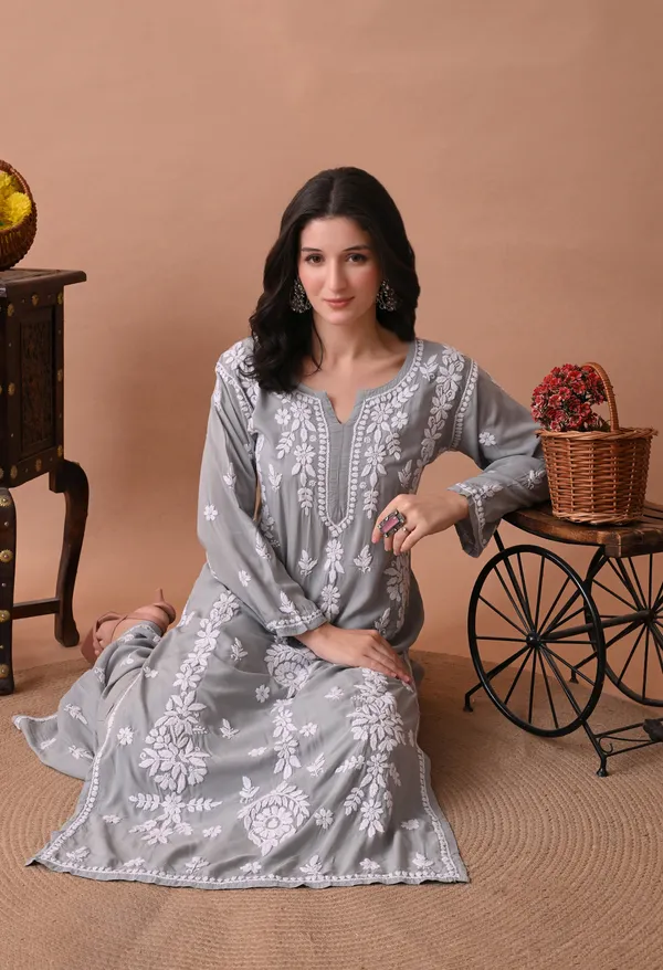 Syrish_Zareen_Grey_Modal_Chikankari_Kurta_Set