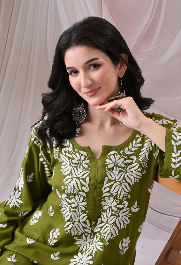 Syrish_Lucknowi_Chikankari_Rayon_Kurta_Palazzo_Set_with_Floral_Embroidery_Green