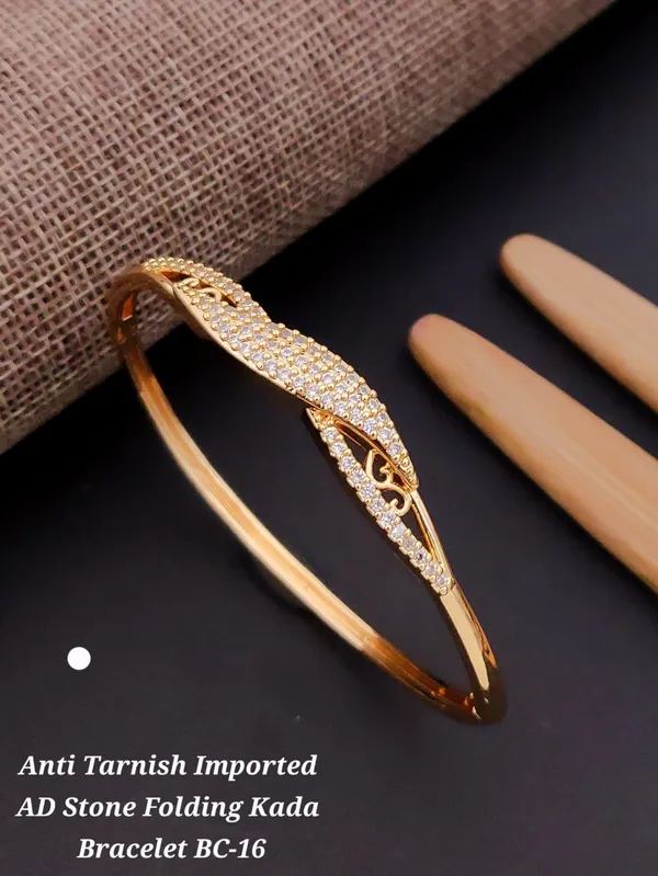 Gold_Brass_Copper_Bracelet_For_Women