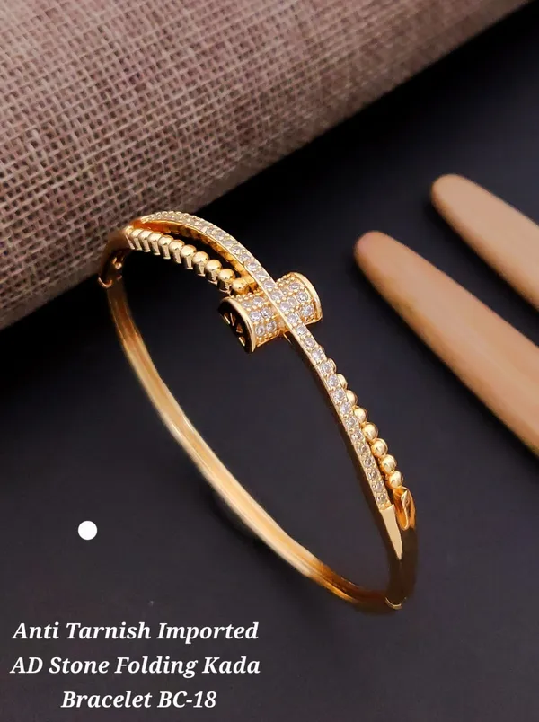 Gold_Brass_Copper_Bracelet_For_Women