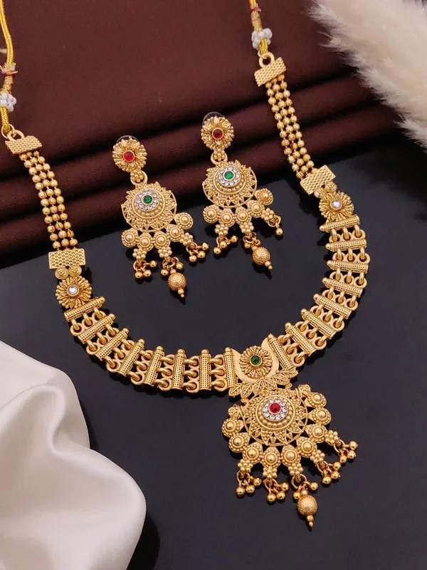 Gold_Brass_&_Copper_Necklace_Set_For_Women