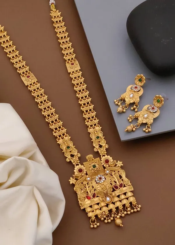 Gold_Brass_Copper_Long_Necklace_Set_For_Women
