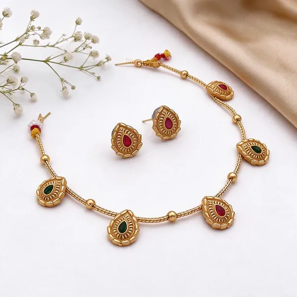 Gold_Brass_Copper_Choker_For_Women