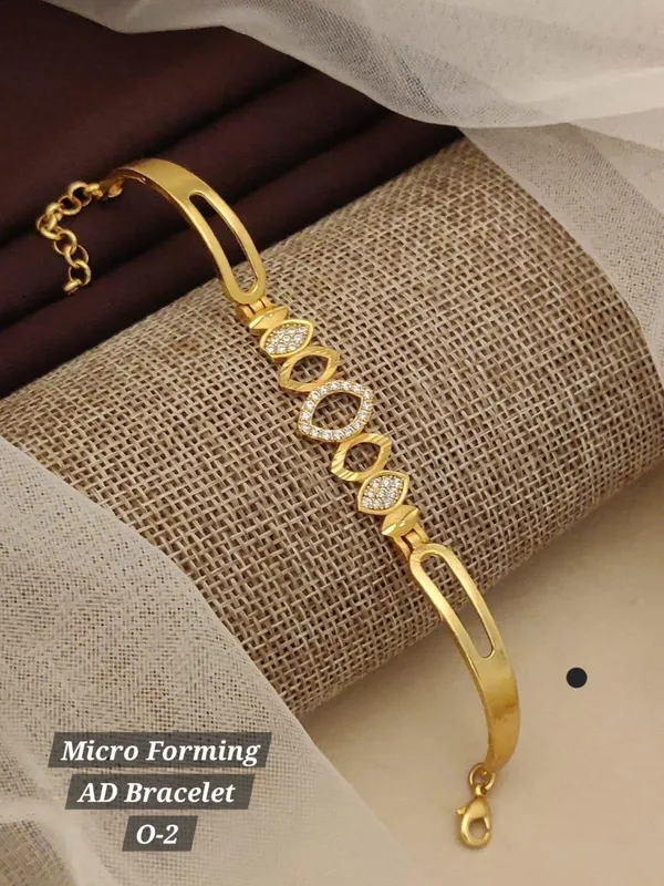 Gold_Brass_Copper_Bracelet_For_Women