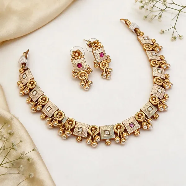 Gold_Brass_&_Copper_Necklace_Set_For_Women