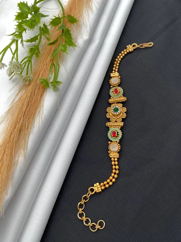 Gold_Brass_Copper_Classic_Bracelet_For_Women