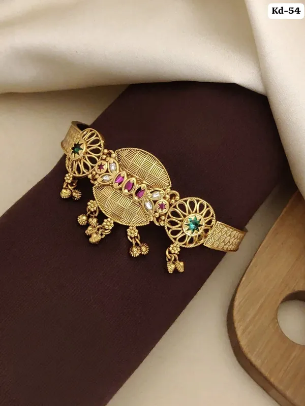 Gold_Brass_Copper_Bracelet_For_Women