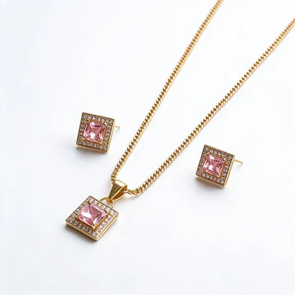 Gold_Brass_&_Copper_Chain_Pendant_For_Women