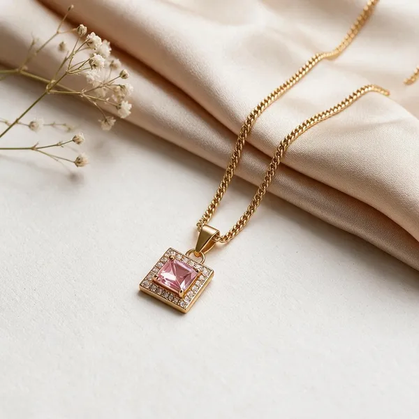 Gold_Brass_&_Copper_Chain_Pendant_For_Women