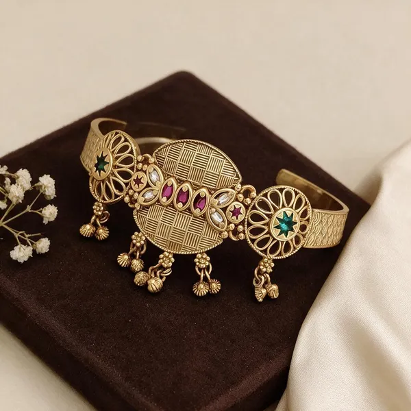 Gold_Brass_Copper_Bracelet_For_Women