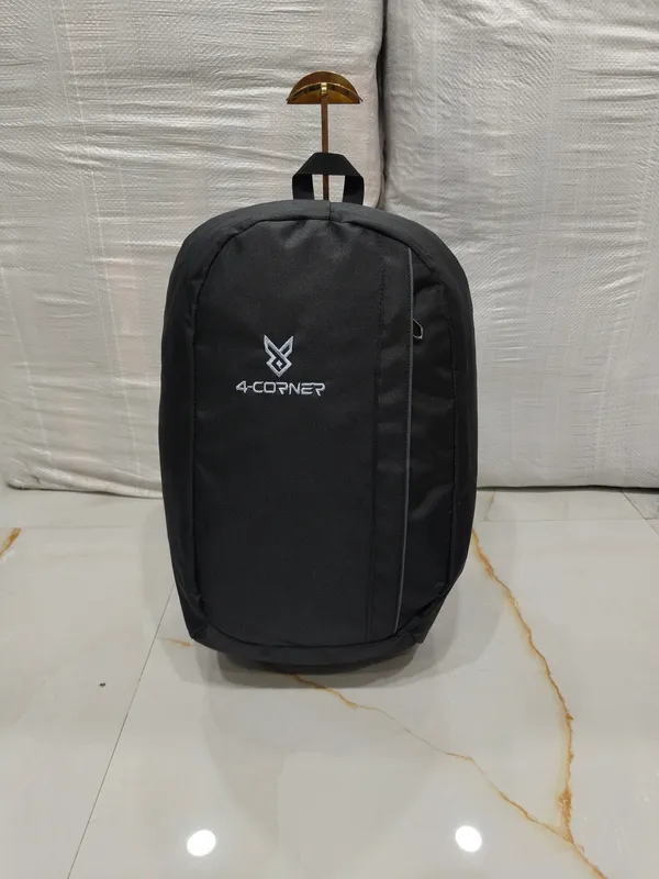 Black_Fabric_Casual_Backpack_for_Men_And_Women