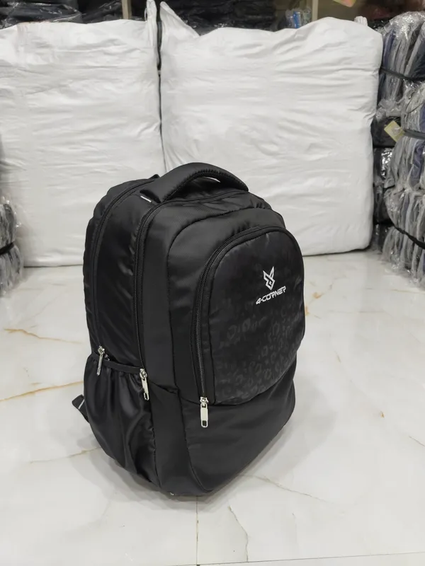 Black_Fabric_Casual_Backpack_for_Men_And_Women