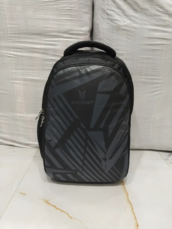 Black_Fabric_Casual_Backpack_for_Men_And_Women