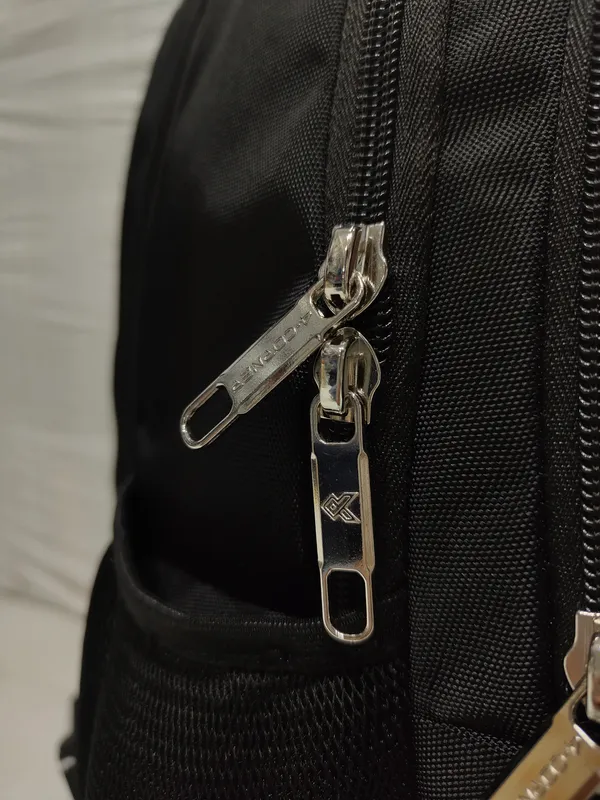 Black_Fabric_Casual_Backpack_for_Men_And_Women