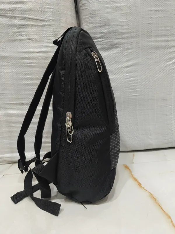 Black_Polyester_Casual_Backpack_for_Men_And_Women