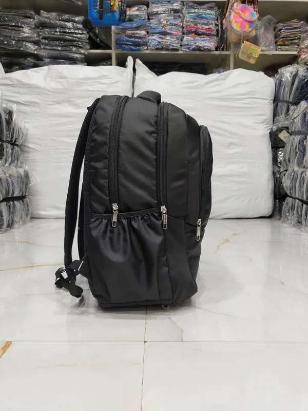Black_Fabric_Casual_Backpack_for_Men_And_Women