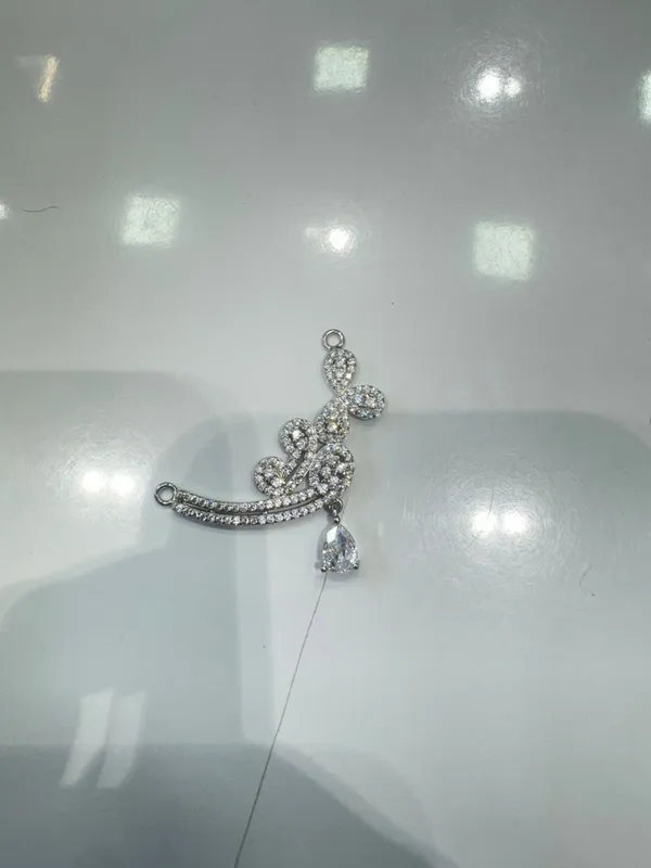 Silver_Tone_Crystal_Embellished_Bridal_Nath_Nose_Ring