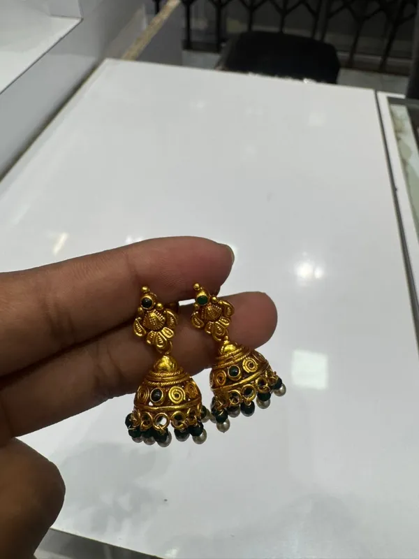 Gold_Tone_Jhumka_Earrings_for_Women