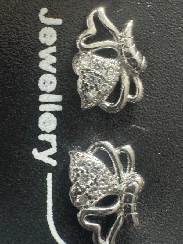 Silver_Tone_Elephant_Stud_Earrings_for_Women