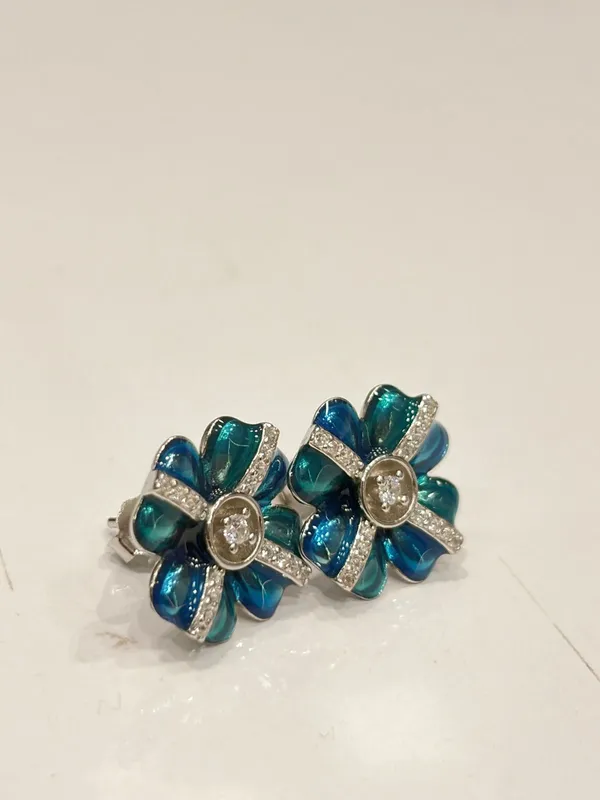 Blue_Floral_Stud_Earrings_for_Women