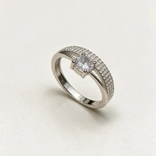 Silver_Tone_Solitaire_Style_Ring_For_Women
