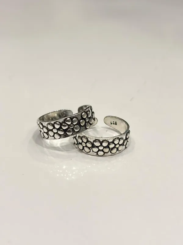 Silver_925_Oxidised_Toe_Rings_Pair_for_Women