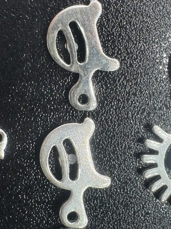 Silver_Fish_Shaped_Metal_Craft_Charms