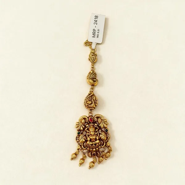 Gold_Elegant_Design_Temple_Mangtika_For_Women