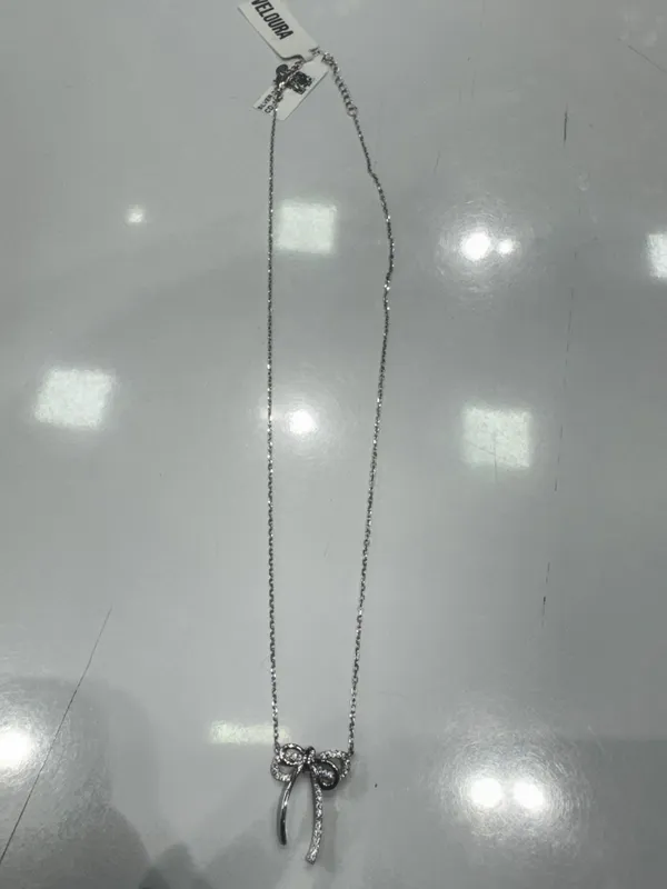 Silver_Tone_Bow_Pendant_Necklace_for_Women