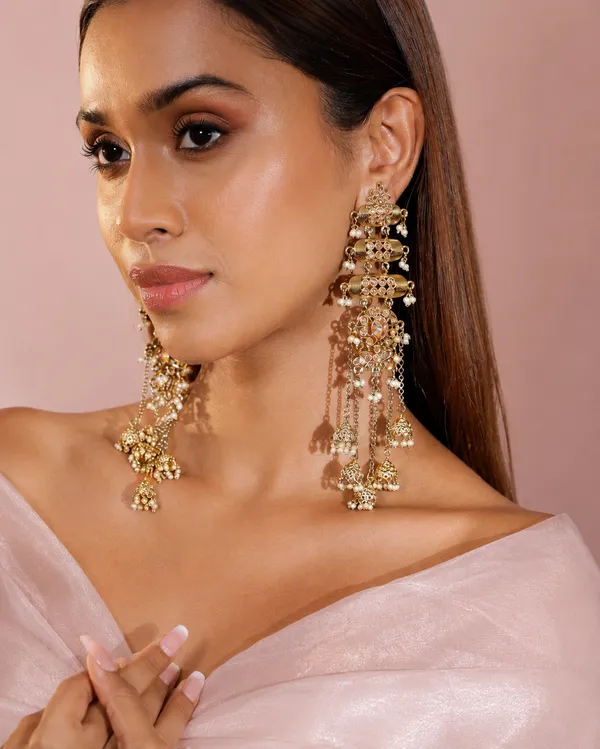 Multicolor_Gold_Tone_Kundan_Pearl_Shoulder_Duster_Earrings_For_Women