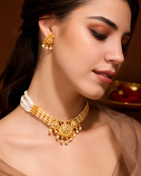 Gold_And_White_Antique_Kundan_Pearl_Layered_Necklace_Set_For_Women